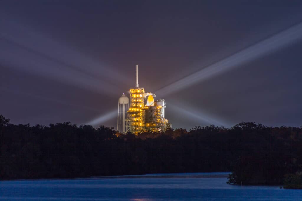 Morning of July 8, 2011, all lights and eyes are on Atlantis