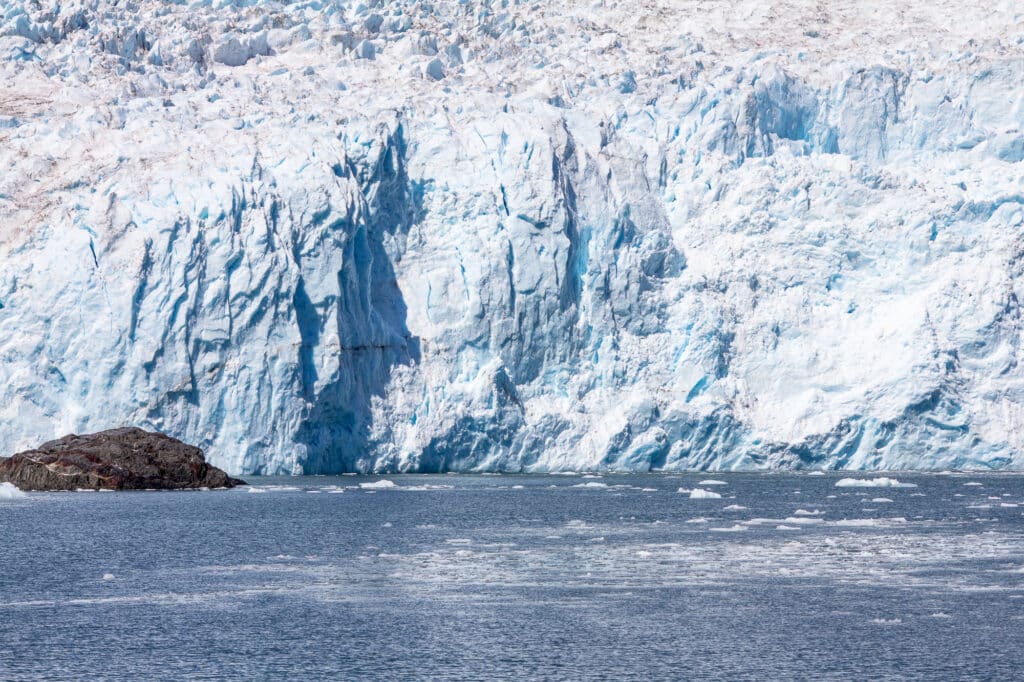 Closer view of the Aialik Glacier