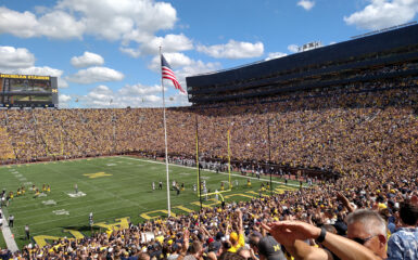 Michigan vs Hawaii 2016