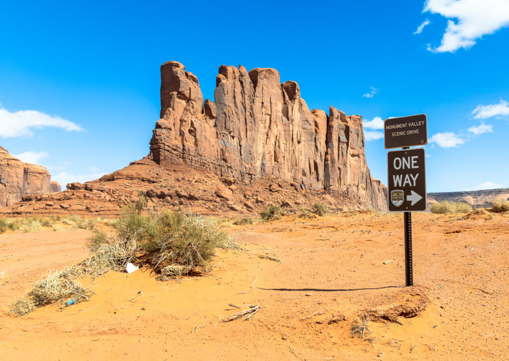 Monument Valley Scenic Drive