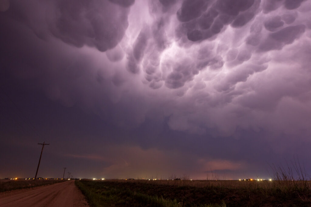 Mammatus on a supercell near Clovis as viewed from Muleshoe TX