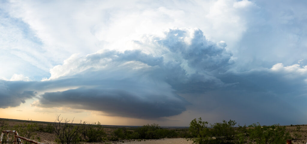 Supercell north of Rankin