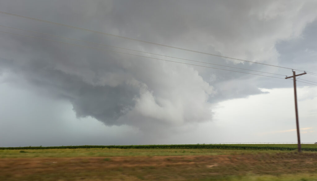 Wall Cloud near Lazbuddie